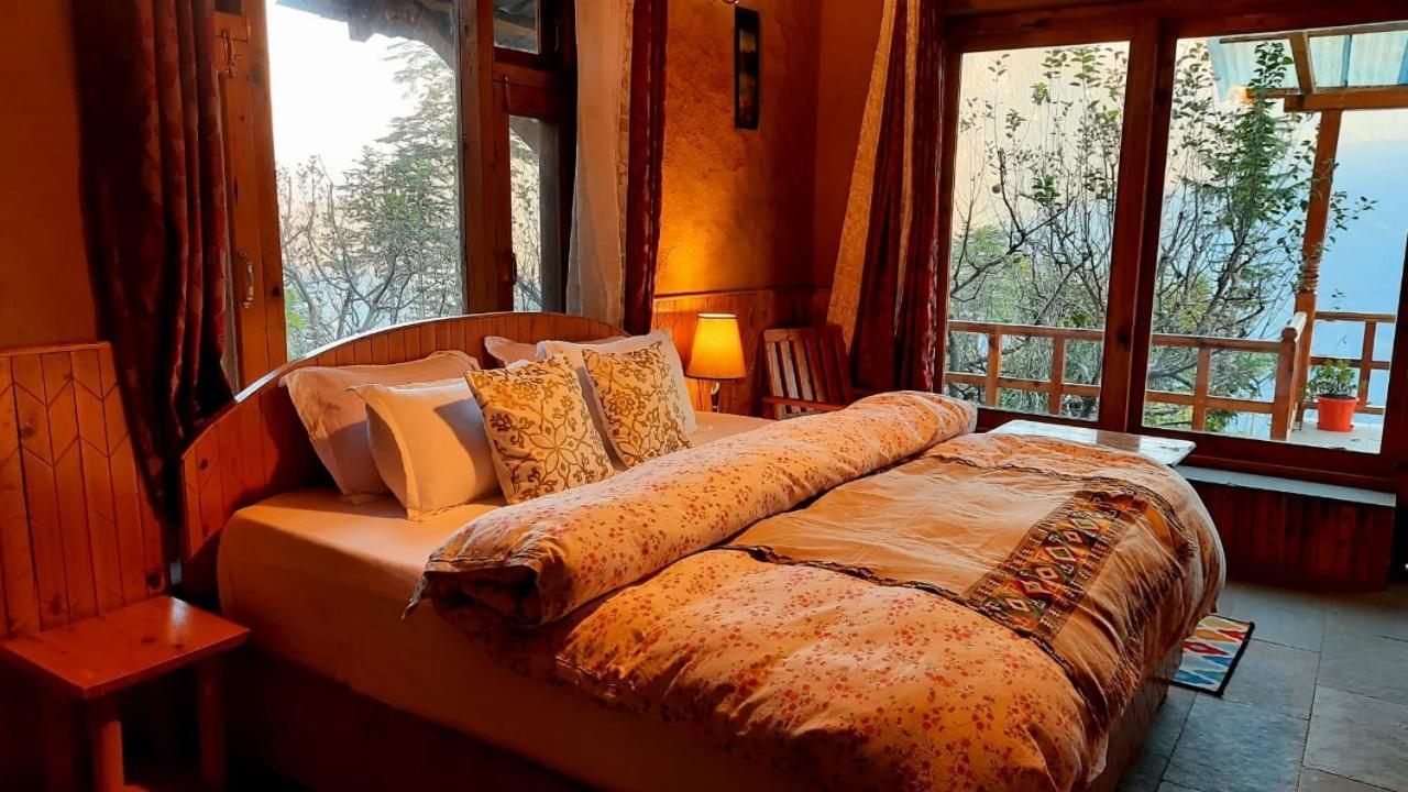 Ishan Log Huts-A Boutique Home Stay Banjar Екстер'єр фото