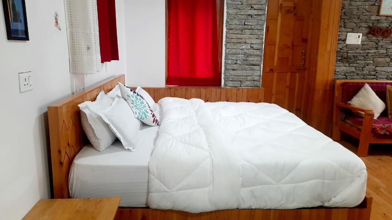 Ishan Log Huts-A Boutique Home Stay Banjar Екстер'єр фото