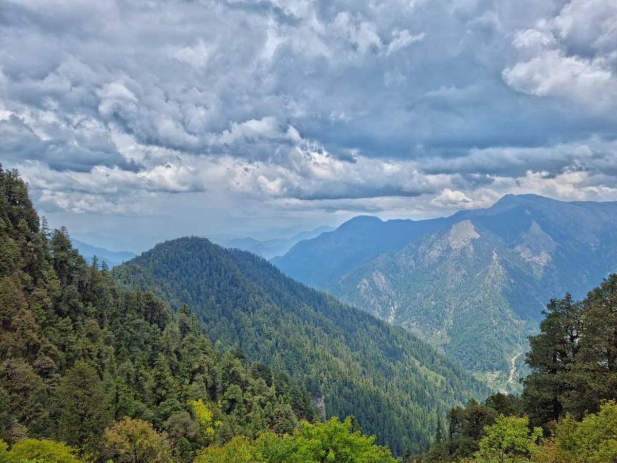 Ishan Log Huts-A Boutique Home Stay Banjar Екстер'єр фото