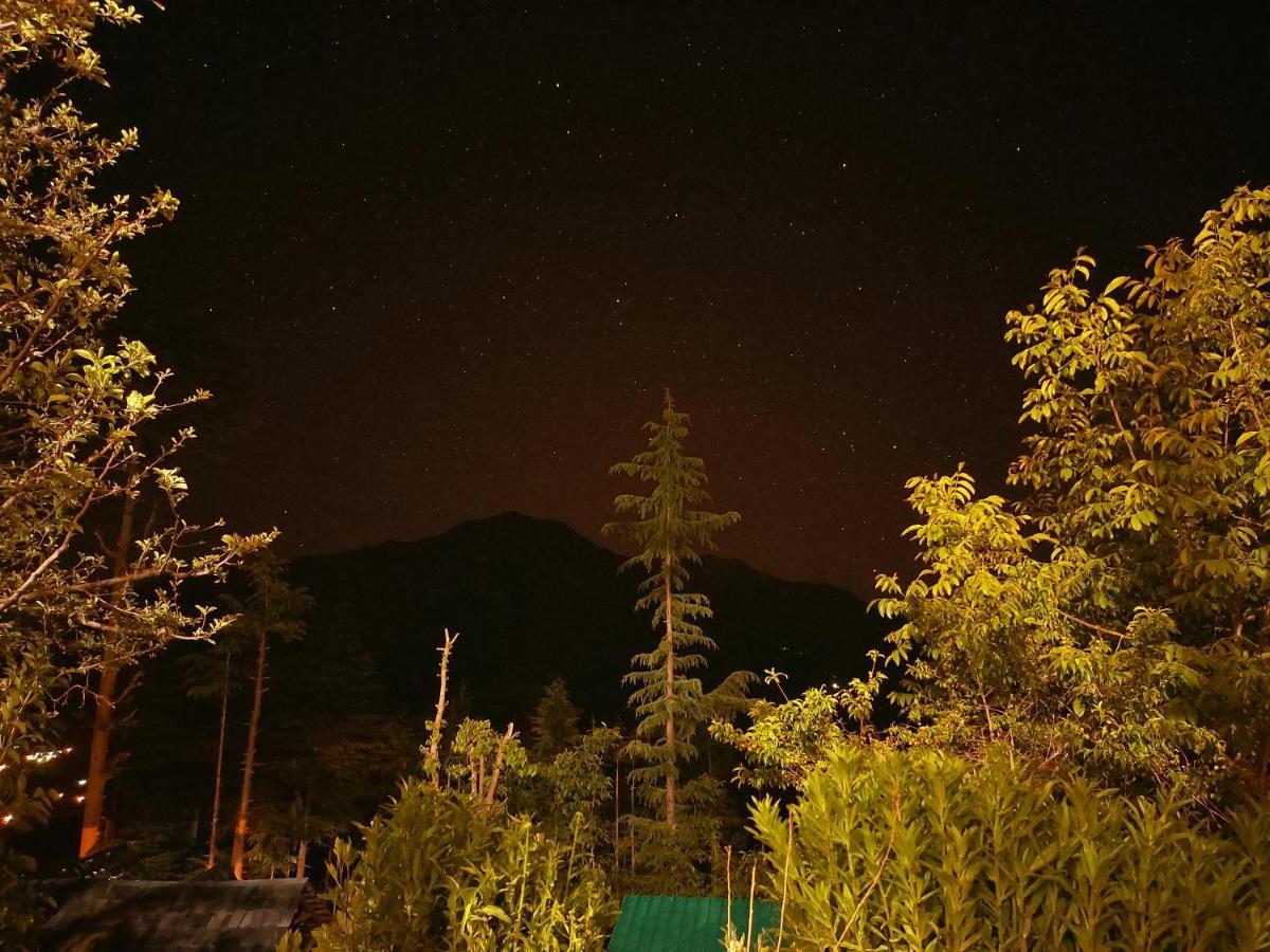 Ishan Log Huts-A Boutique Home Stay Banjar Екстер'єр фото