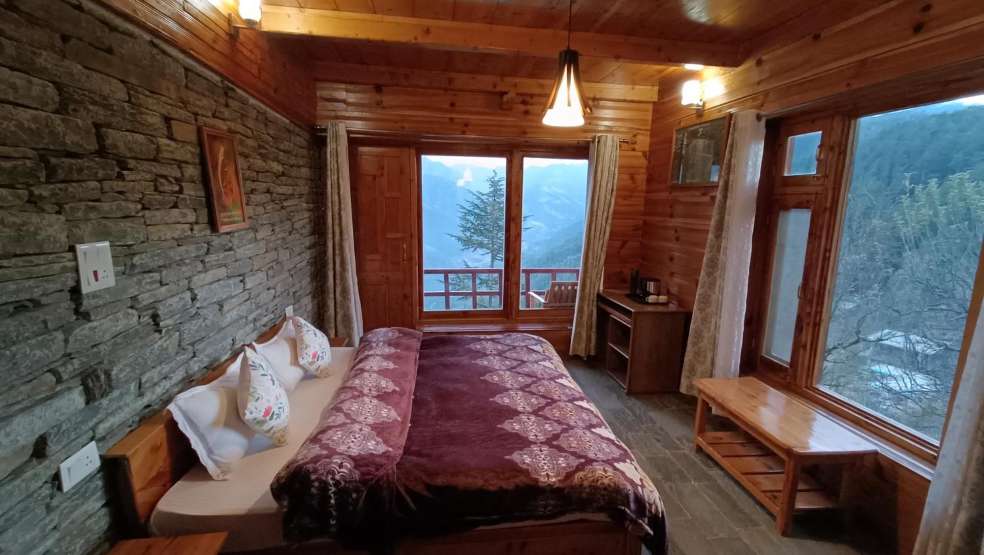 Ishan Log Huts-A Boutique Home Stay Banjar Екстер'єр фото